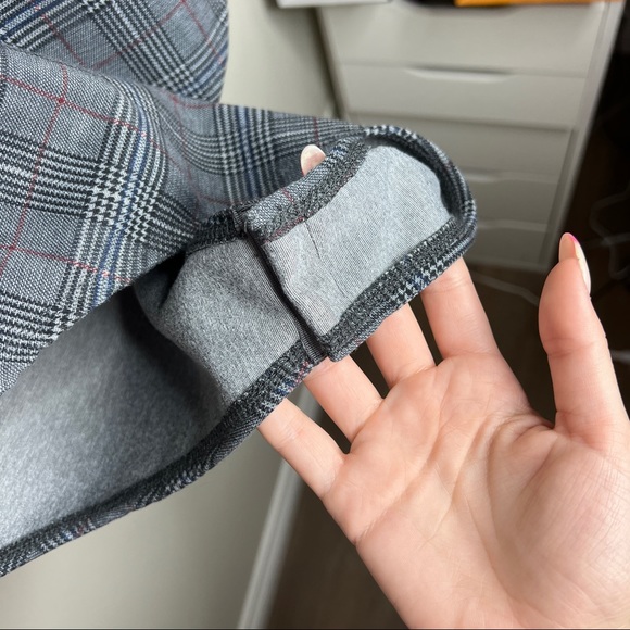 COCO & YVES - Plaid body suit w/ button snaps - Picture 3 of 4